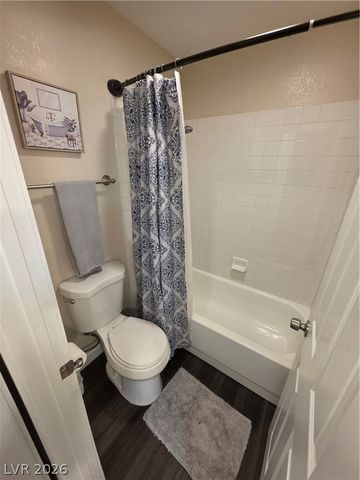 4878 Nara Vista Way 104, Las Vegas, NV 89103