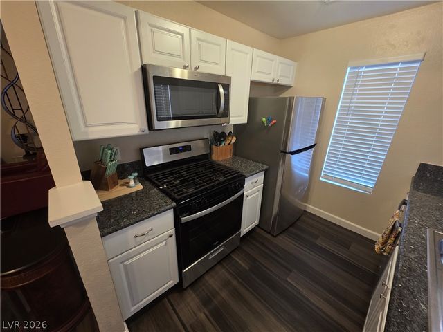 4878 Nara Vista Way 104, Las Vegas, NV 89103