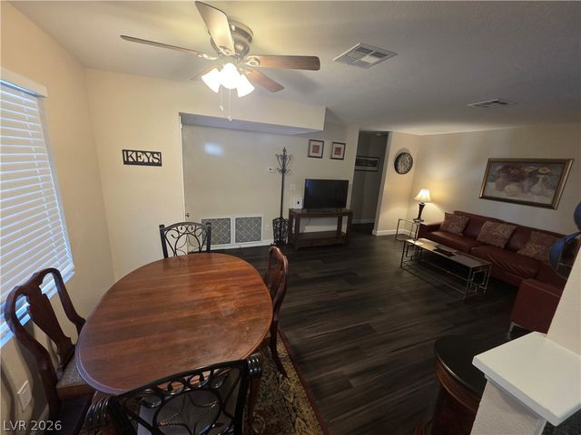 4878 Nara Vista Way 104, Las Vegas, NV 89103
