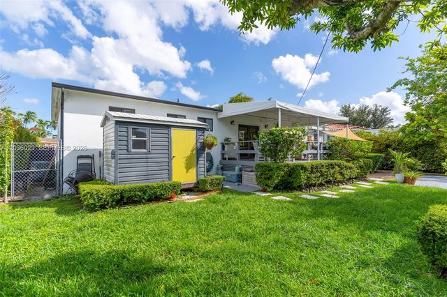 8281 SW 27th Lane, Miami, FL 33155