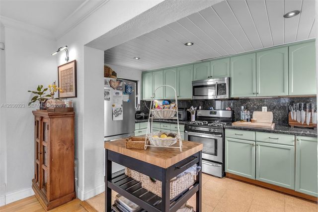 8281 SW 27th Lane, Miami, FL 33155