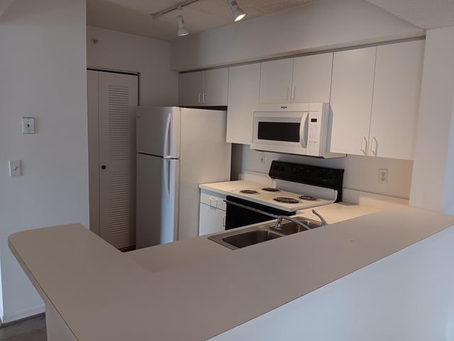 1640 N 42nd Circle 204, Vero Beach, FL 32967