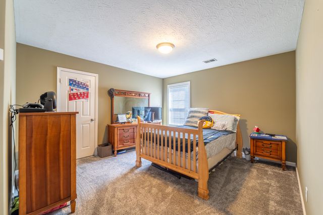 2037 Kearns Way, Richmond, KY 40475