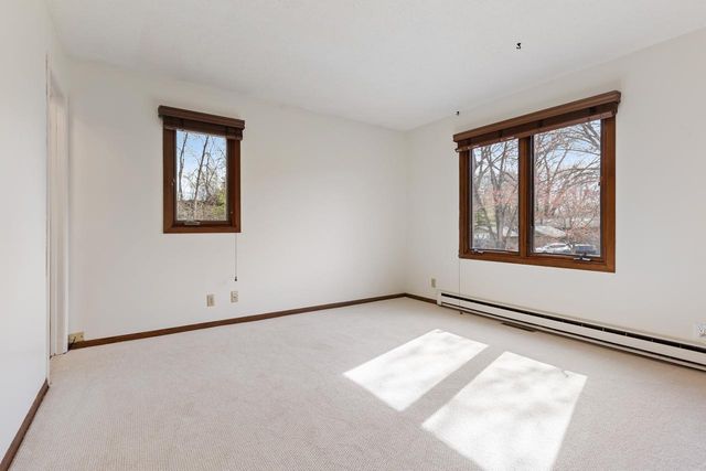 125 Pleasant Lane E, Excelsior, MN 55331