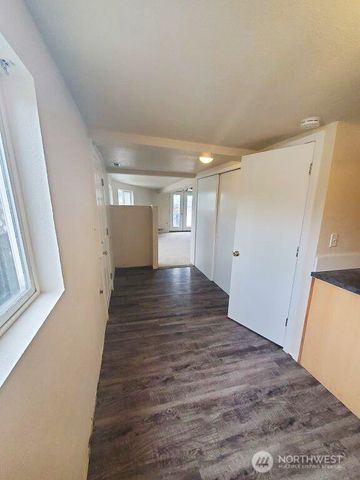 3823 Delridge Way SW, Seattle, WA 98106