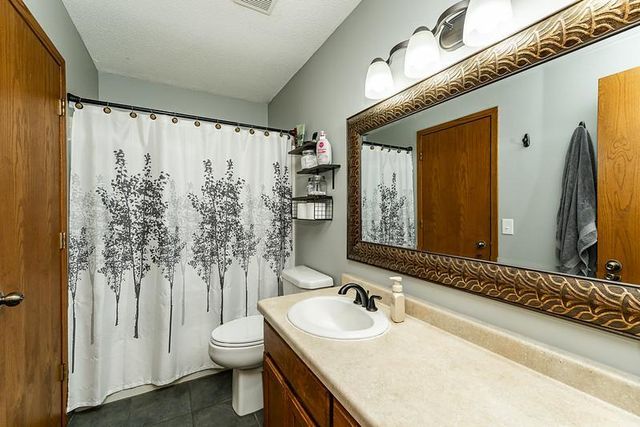 3864 Chesapeake Lane NW, Rochester, MN 55901