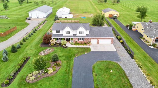 3545 Moyer Road, Wheatfield, NY 14120