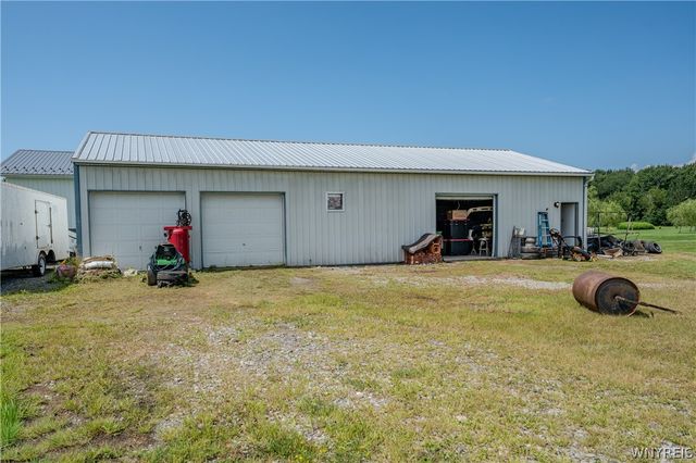 3545 Moyer Road, Wheatfield, NY 14120