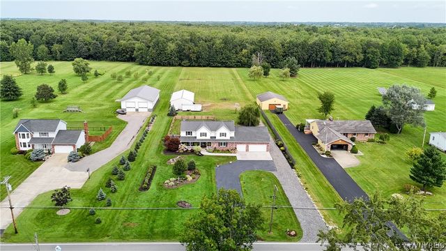 3545 Moyer Road, Wheatfield, NY 14120