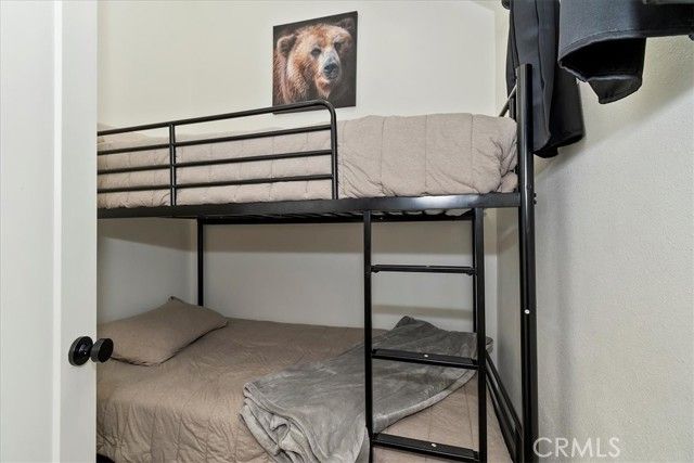 898 Brier Trail, Big Bear Lake, CA 92315