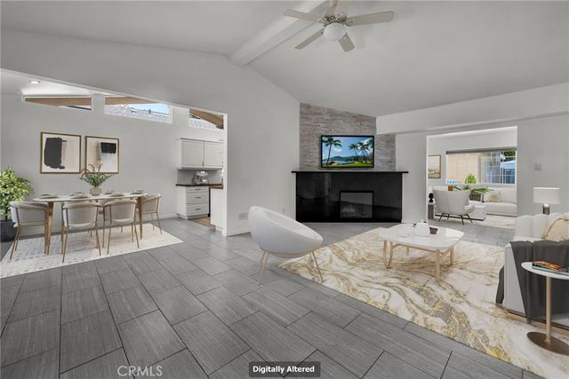 7656 Lasaine, Northridge, CA 91325