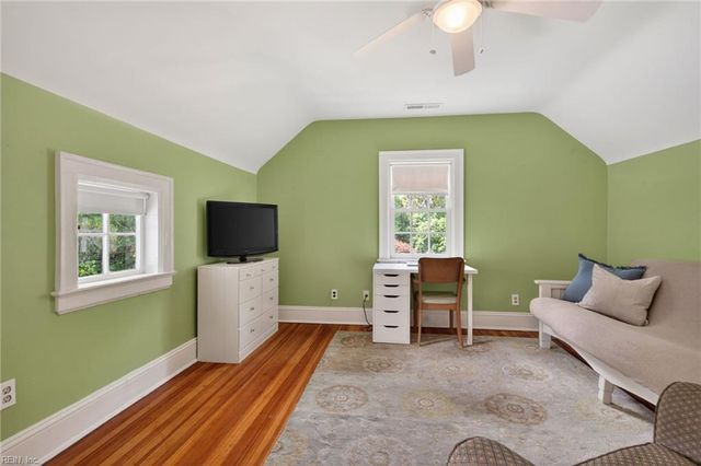 5231 Powhatan AVE, Norfolk, VA 23508