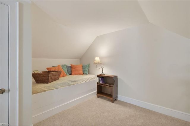 5231 Powhatan AVE, Norfolk, VA 23508
