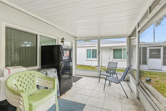 6067 ARLENE WAY 5, Bradenton, FL 34207