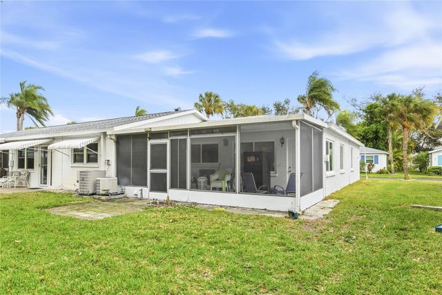 6067 ARLENE WAY 5, Bradenton, FL 34207