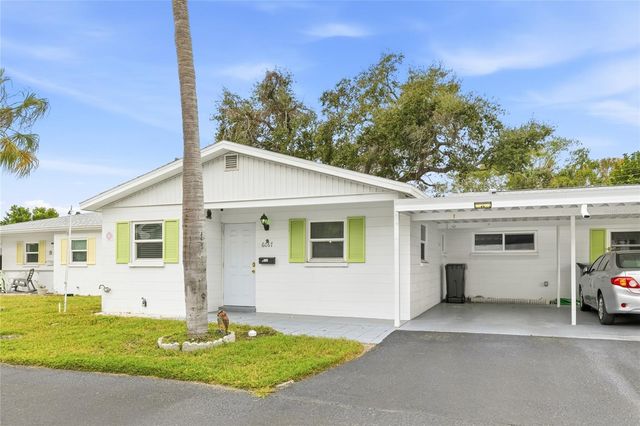 6067 ARLENE WAY 5, Bradenton, FL 34207