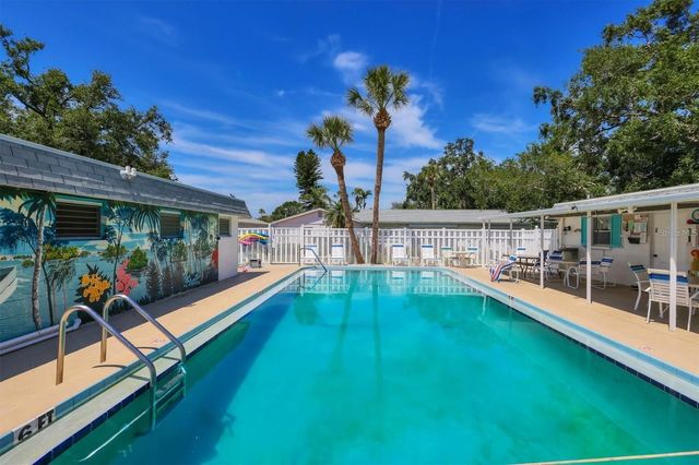 6067 ARLENE WAY 5, Bradenton, FL 34207