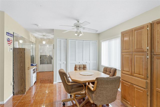 6067 ARLENE WAY 5, Bradenton, FL 34207