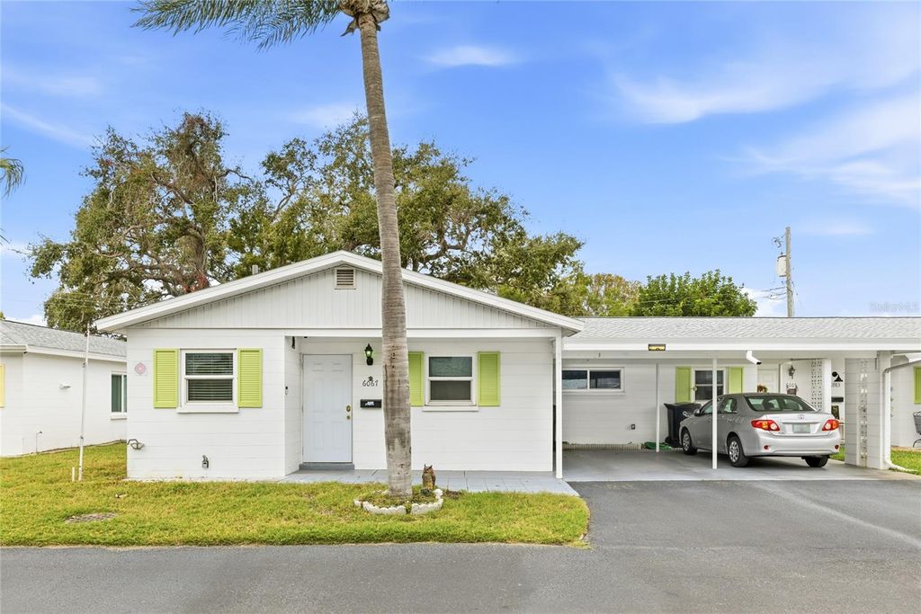 6067 ARLENE WAY 5, Bradenton, FL 34207