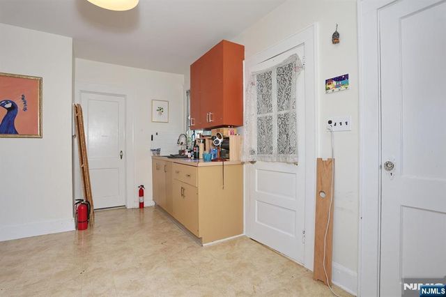 309 Hawthorne Avenue, Hawthorne, NJ 07506