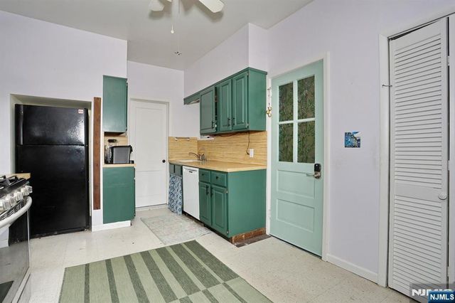 309 Hawthorne Avenue, Hawthorne, NJ 07506