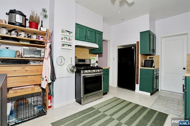 309 Hawthorne Avenue, Hawthorne, NJ 07506