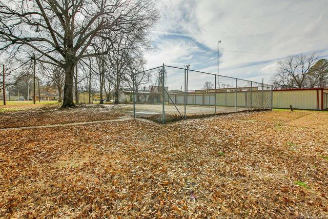 169 E 2nd Street, Holly Grove, AR 72069