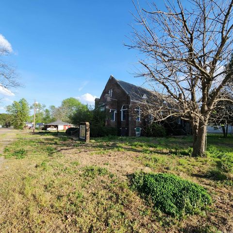 169 E 2nd Street, Holly Grove, AR 72069