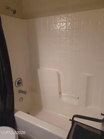 1247 Deerfield Drive, Fallon, NV 89406