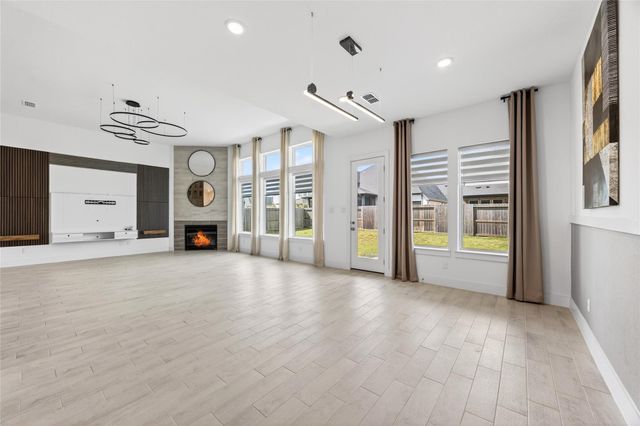 32018 Crested Knoll Court, Fulshear, TX 77441