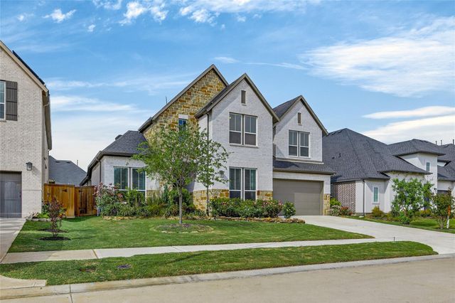 32018 Crested Knoll Court, Fulshear, TX 77441