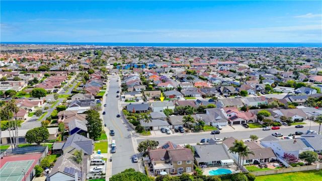 9631 Indian Wells, Huntington Beach, CA 92646