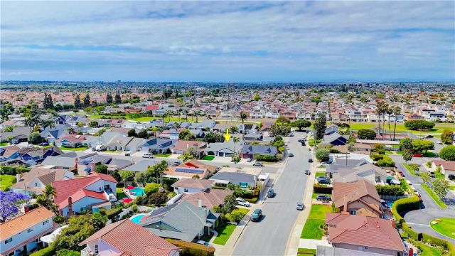 9631 Indian Wells, Huntington Beach, CA 92646