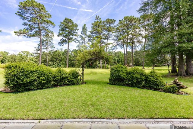 6023 Clayton Ct, St Francisville, LA 70775