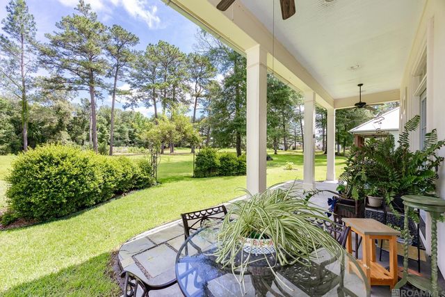 6023 Clayton Ct, St Francisville, LA 70775