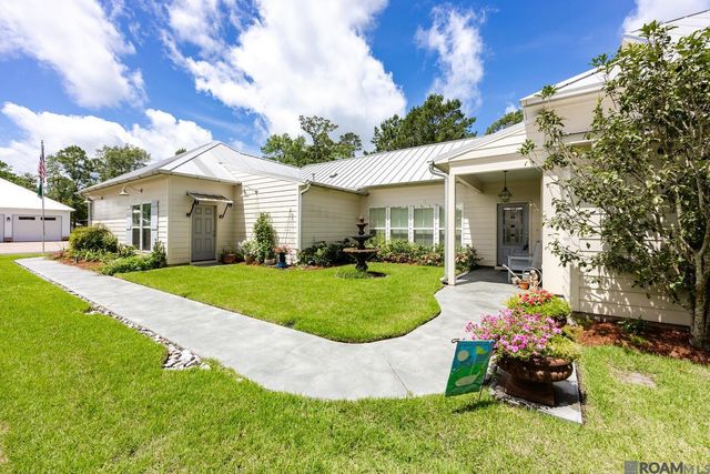6023 Clayton Ct, St Francisville, LA 70775