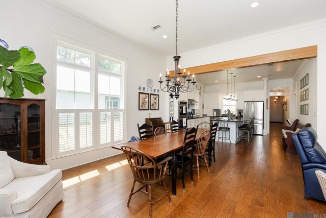 6023 Clayton Ct, St Francisville, LA 70775