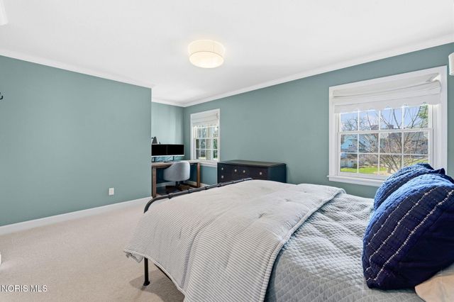 2442 Brookview Drive, Ottawa Hills, OH 43615