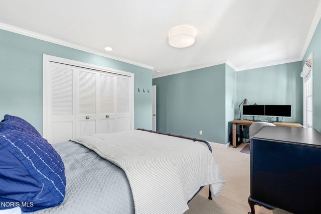 2442 Brookview Drive, Ottawa Hills, OH 43615