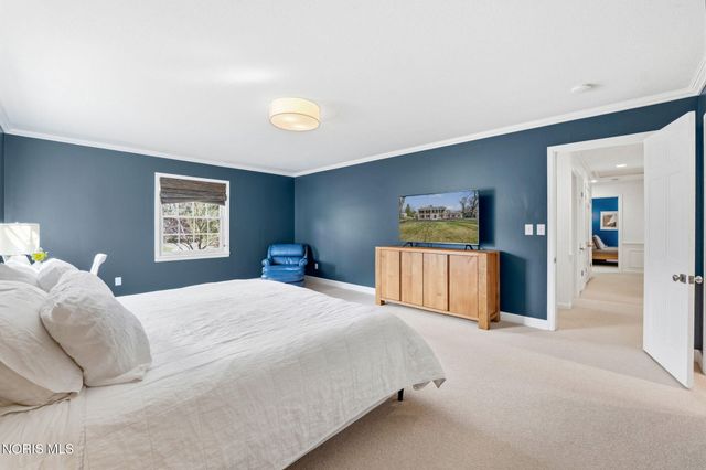 2442 Brookview Drive, Ottawa Hills, OH 43615