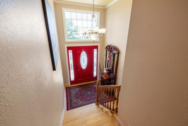 2003 Kimberly Drive, Klamath Falls, OR 97603