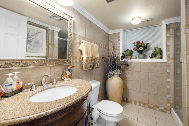 2003 Kimberly Drive, Klamath Falls, OR 97603