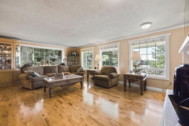 2003 Kimberly Drive, Klamath Falls, OR 97603