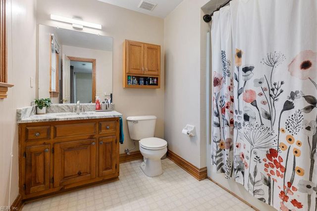 26337 Hanging Tree RD, Courtland, VA 23837