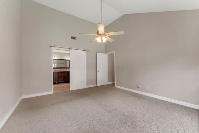 27 W Stony Bridge Court, The Woodlands, TX 77381
