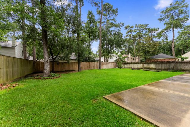 27 W Stony Bridge Court, The Woodlands, TX 77381