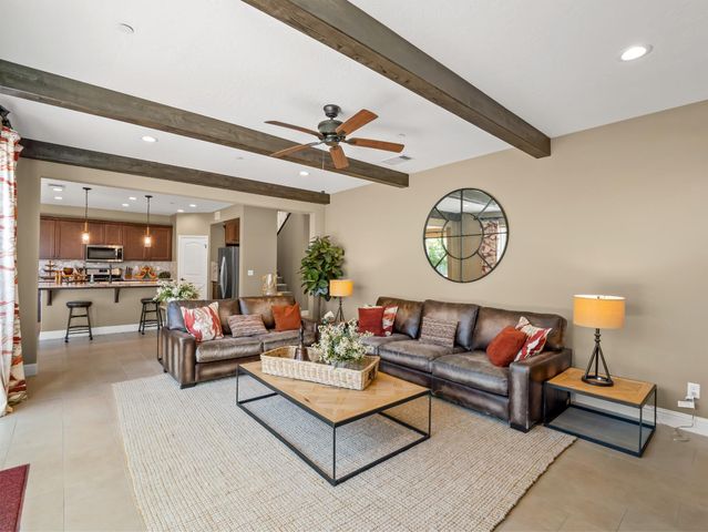 6421 W Indianapolis Avenue, Fresno, CA 93723