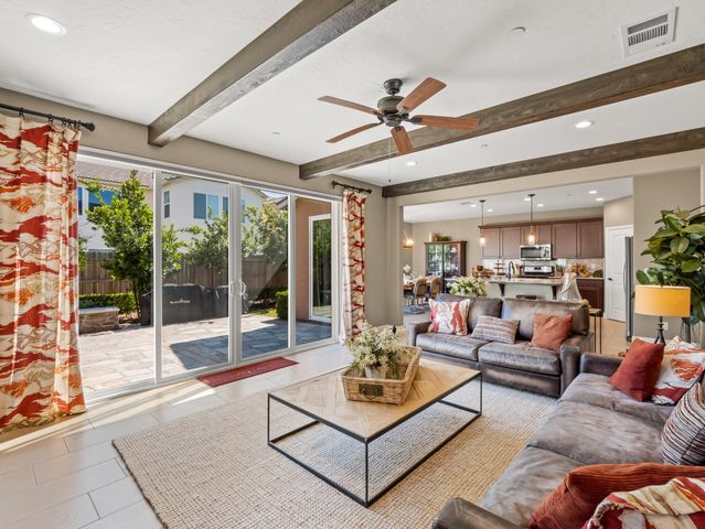 6421 W Indianapolis Avenue, Fresno, CA 93723