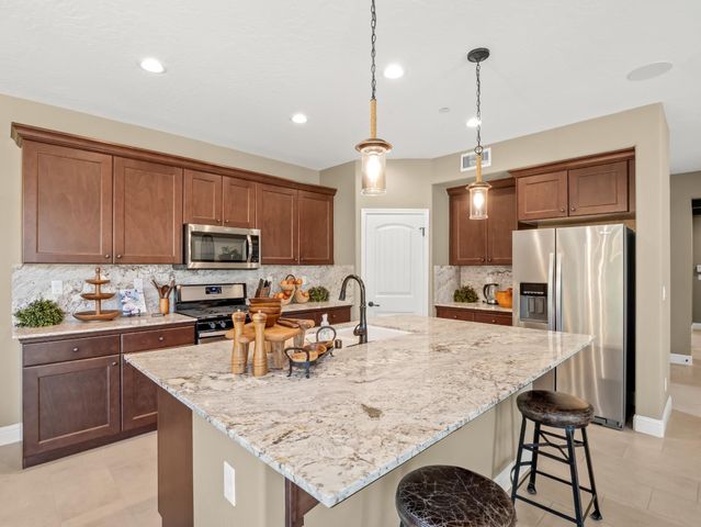 6421 W Indianapolis Avenue, Fresno, CA 93723