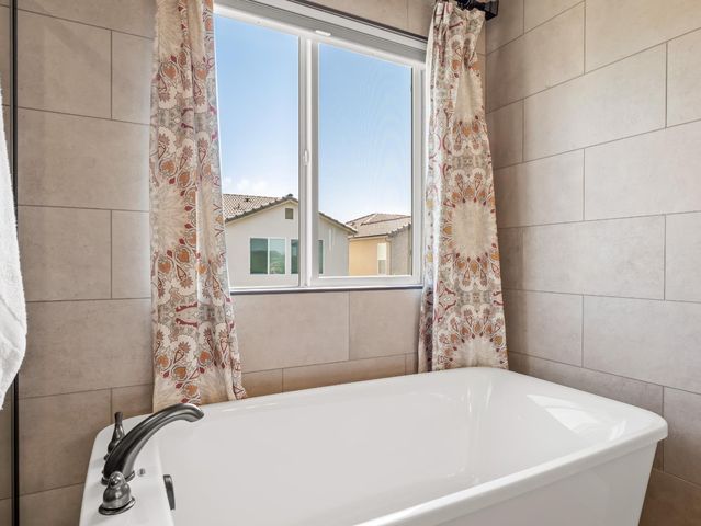 6421 W Indianapolis Avenue, Fresno, CA 93723